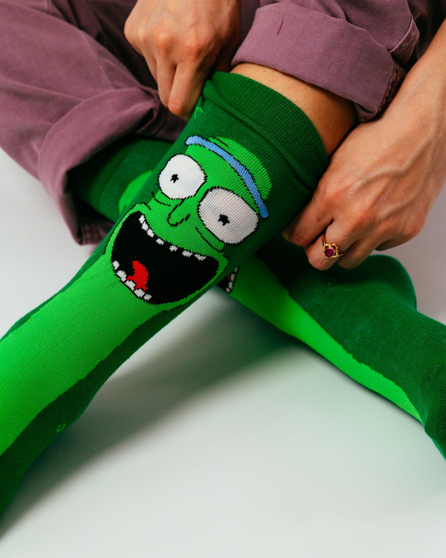 Pickle Rick Large Face - Rick & Morty Collection - Socks